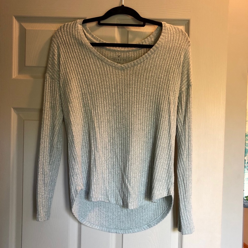 american eagle long sleeve tee